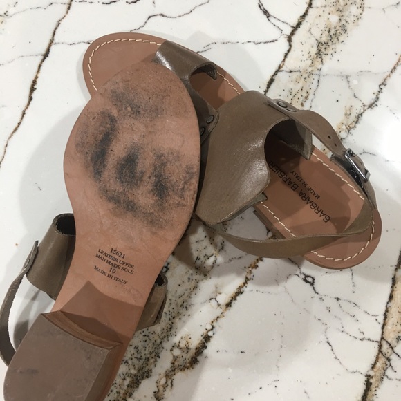 Sold !Cute Sandals for a nice walk - Picture 2 of 3